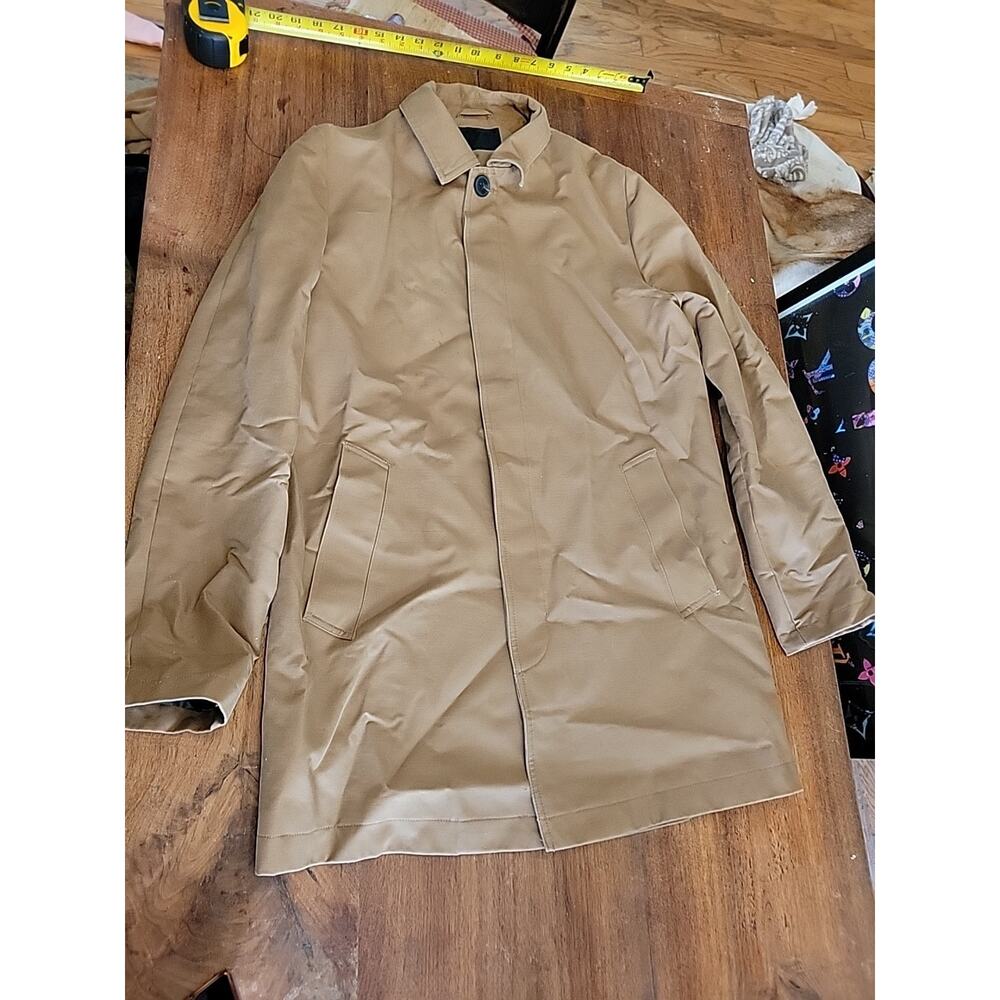ASOS Men’s Beige Trench Coat Size M